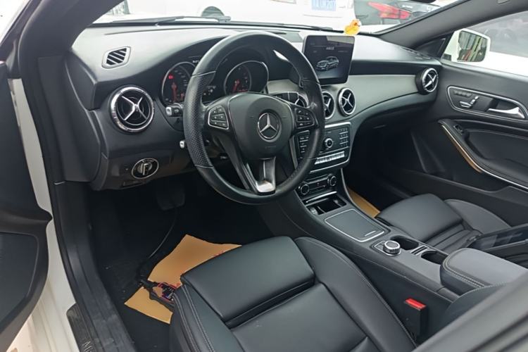 Used Mercedes-Benz CLA 2019 CLA 200 Sport Edition Center Console