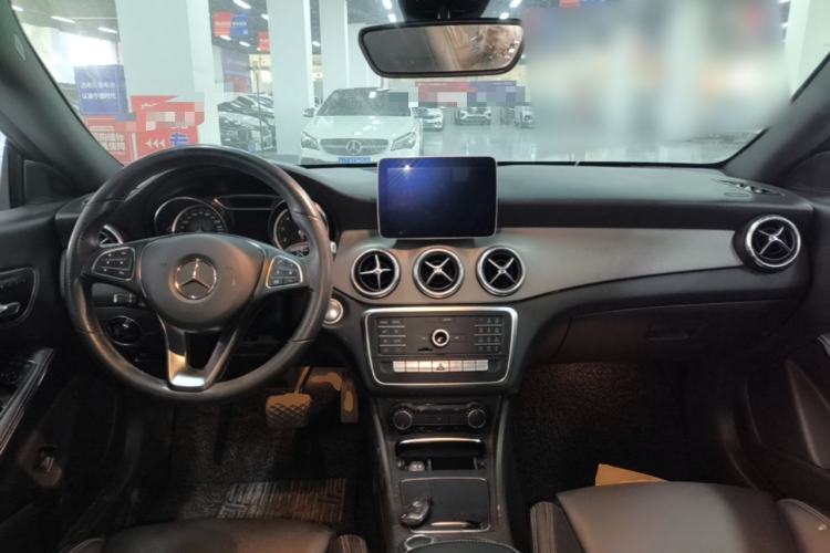Used Mercedes-Benz CLA 2019 CLA 200 Sport Edition Center Console