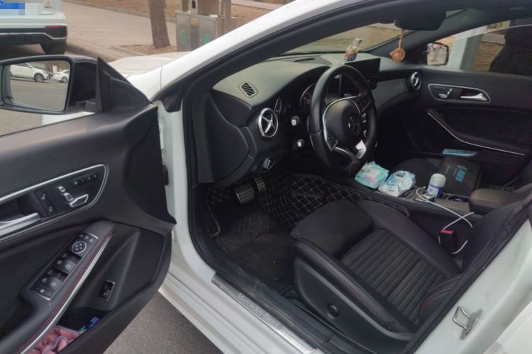 Used Mercedes-Benz CLA 2019 CLA 220 4MATIC Driver Seat