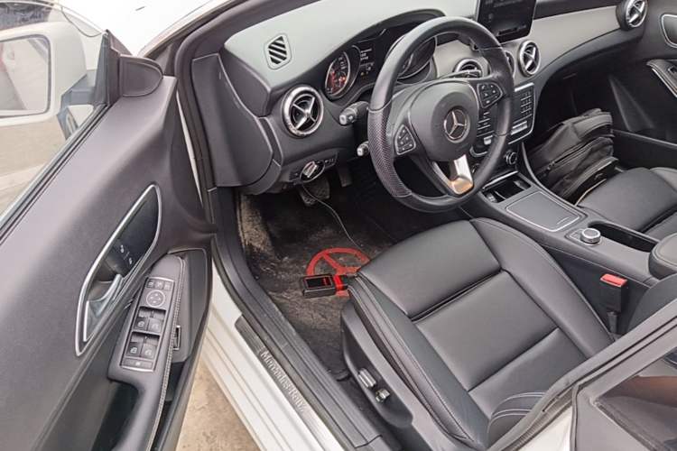 Used Mercedes-Benz CLA 2019 CLA 200 Sport Edition Driver Seat
