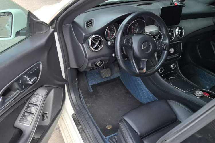 Used Mercedes-Benz CLA 2019 CLA 200 Sport Edition Driver Seat