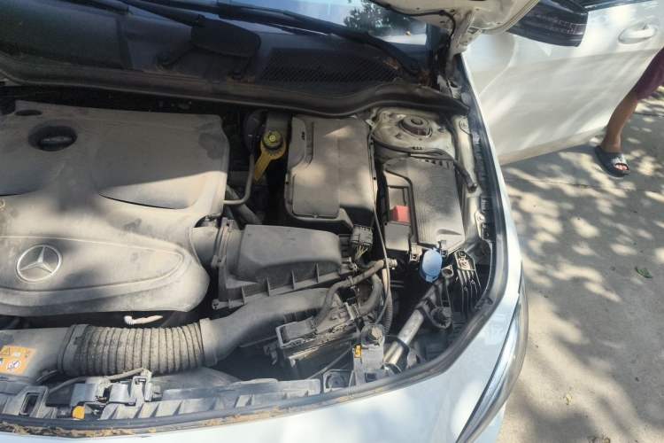 Used Mercedes-Benz CLA 2019 CLA 220 4MATIC Engine Bay Left