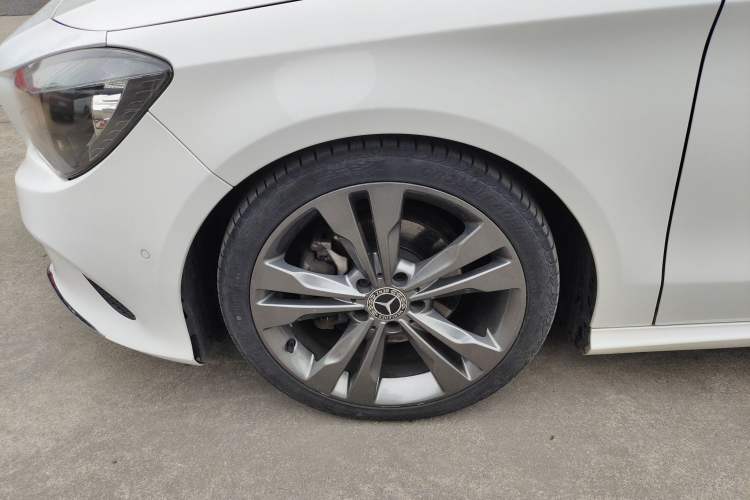 Used Mercedes-Benz CLA 2019 CLA 200 Sport Edition Exterior 7