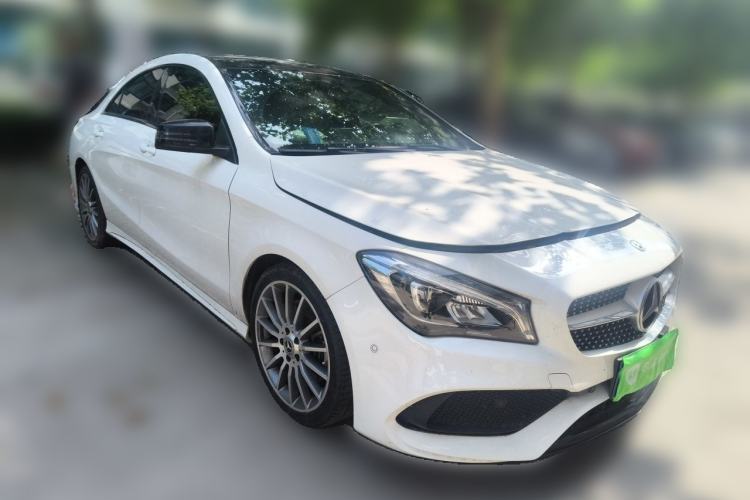 Used Mercedes-Benz CLA 2019 CLA 220 4MATIC Front Right 45 Deg