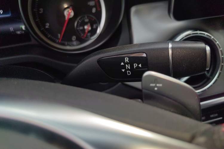 Used Mercedes-Benz CLA 2019 CLA 220 4MATIC Gear Lever