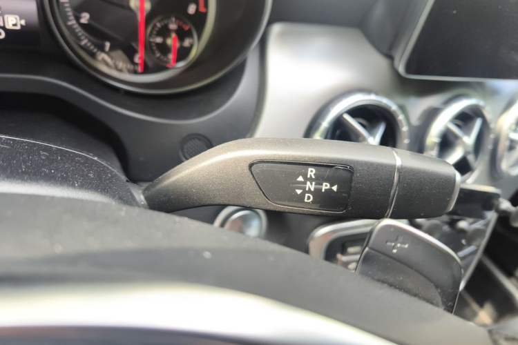 Used Mercedes-Benz CLA 2019 CLA 220 4MATIC Gear Lever