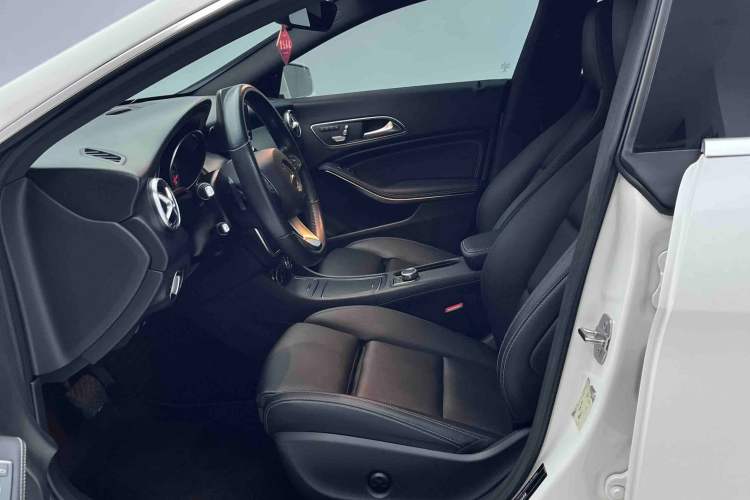 Used Mercedes-Benz CLA 2019 CLA 200 Sport Edition Interior 1