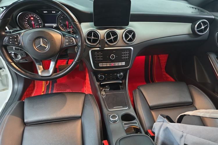 Used Mercedes-Benz CLA 2019 CLA 200 Sport Edition Interior 2