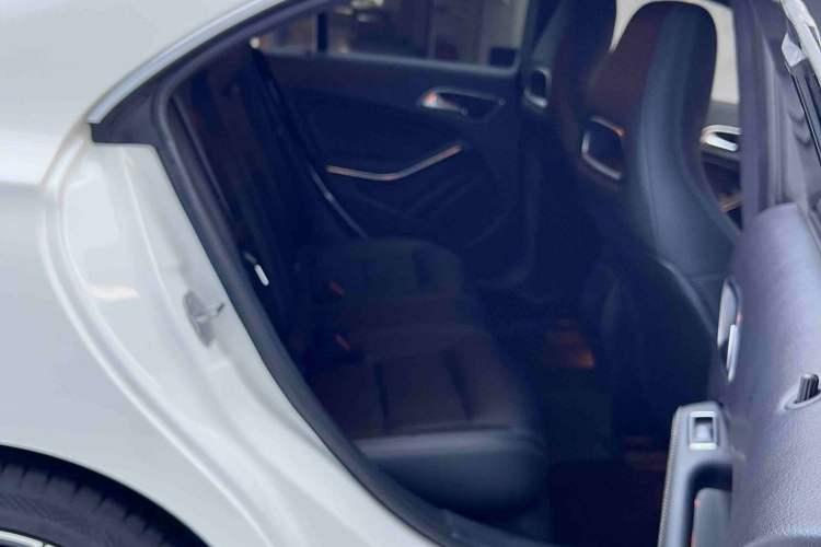 Used Mercedes-Benz CLA 2019 CLA 200 Sport Edition Interior 4
