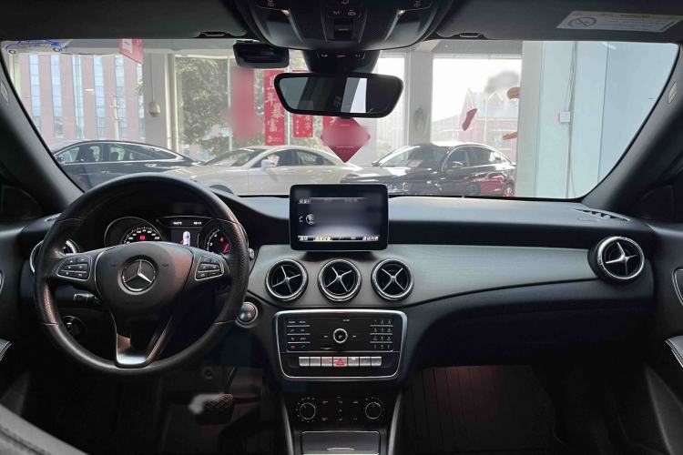 Used Mercedes-Benz CLA 2019 CLA 200 Sport Edition Interior 5