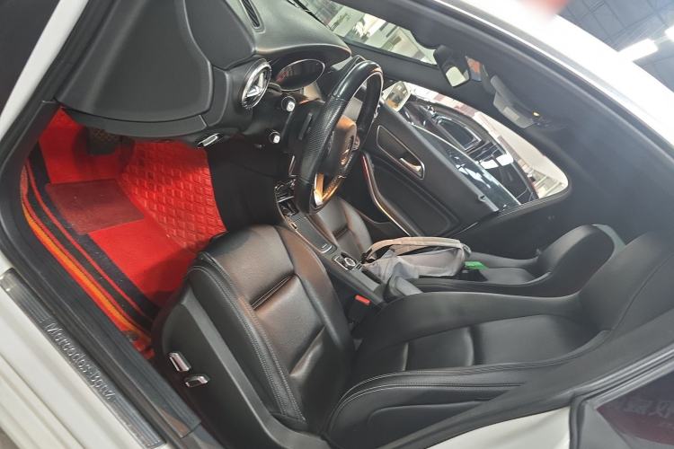 Used Mercedes-Benz CLA 2019 CLA 200 Sport Edition Left Front Seat