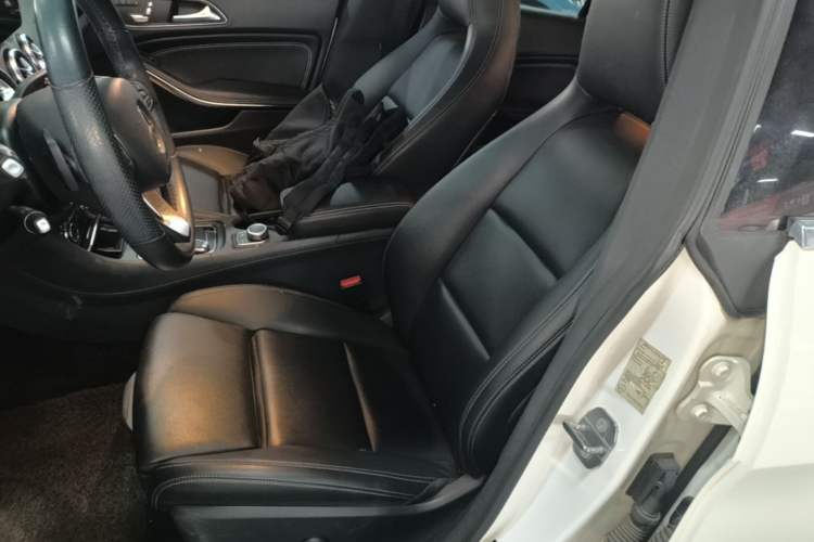 Used Mercedes-Benz CLA 2019 CLA 200 Sport Edition Left Front Seat