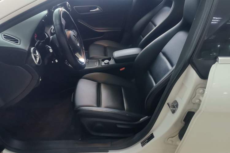 Used Mercedes-Benz CLA 2019 CLA 200 Sport Edition Left Front Seat
