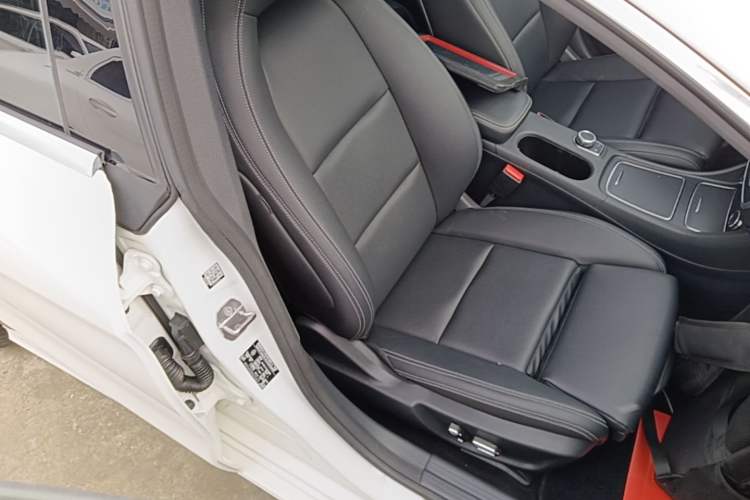 Used Mercedes-Benz CLA 2019 CLA 200 Sport Edition Right Front Seat