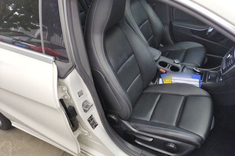 Used Mercedes-Benz CLA 2019 CLA 200 Sport Edition Right Front Seat