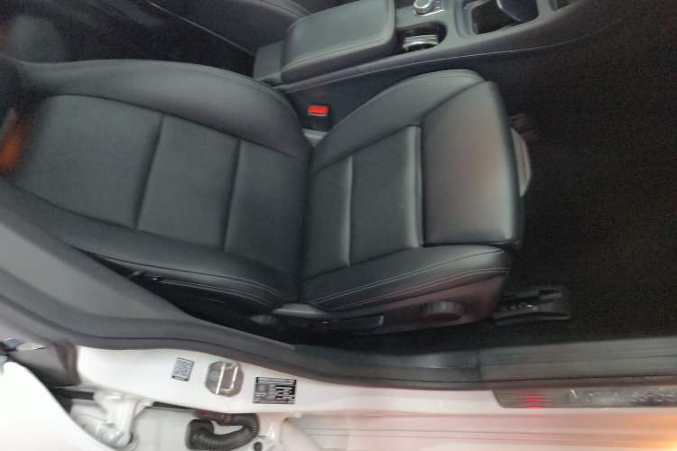 Used Mercedes-Benz CLA 2019 CLA 200 Sport Edition Right Front Seat