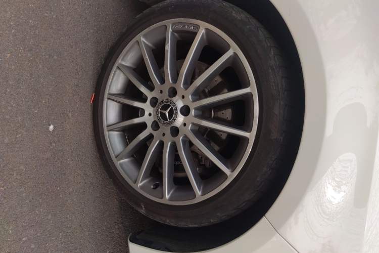 Used Mercedes-Benz CLA 2019 CLA 220 4MATIC Right Front Wheel Hub