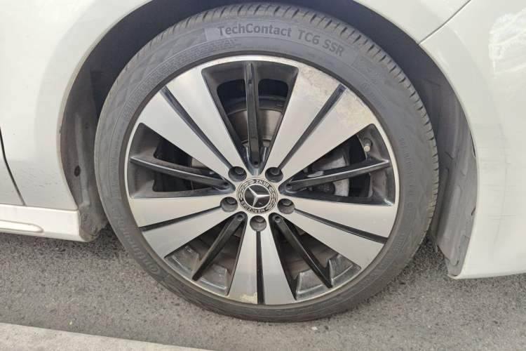 Used Mercedes-Benz CLA 2019 CLA 200 Sport Edition Right Front Wheel Hub