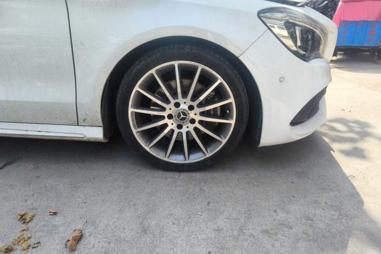 Used Mercedes-Benz CLA 2019 CLA 220 4MATIC Right Front Wheel Hub