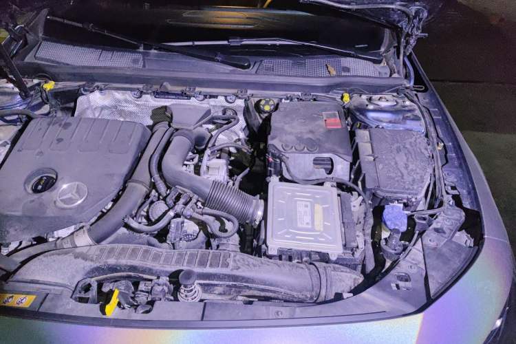 Used Mercedes-Benz CLA 2020 CLA 200 Engine Bay Left