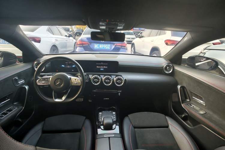 Used Mercedes-Benz CLA 2020 CLA 200 Headliner