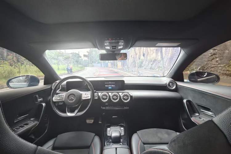 Used Mercedes-Benz CLA 2020 CLA 200 Interior 2