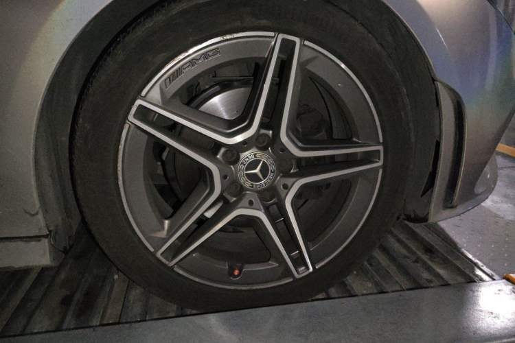 Used Mercedes-Benz CLA 2020 CLA 200 Right Front Wheel Hub