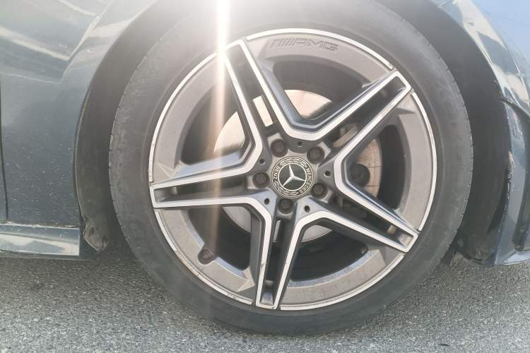 Used Mercedes-Benz CLA 2020 CLA 200 Right Front Wheel Hub