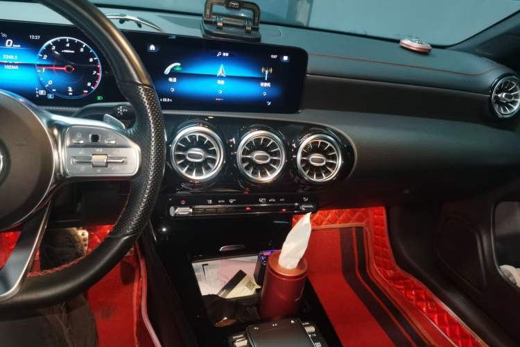 Used Mercedes-Benz CLA 2020 CLA 200 Shooting Brake Audio And AC Panel