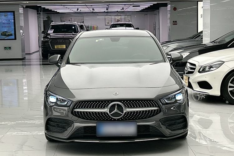 Used Mercedes-Benz CLA 2020 CLA 200 Shooting Brake Exterior 1