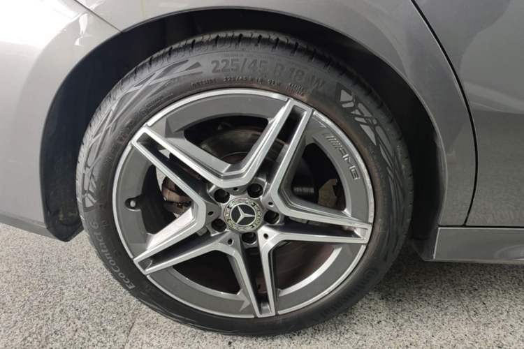 Used Mercedes-Benz CLA 2020 CLA 200 Exterior 5