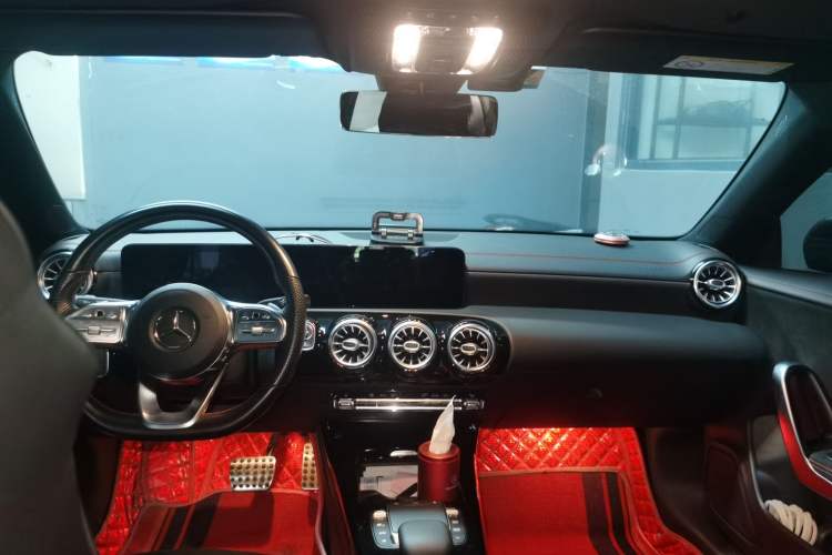 Used Mercedes-Benz CLA 2020 CLA 200 Shooting Brake Headliner