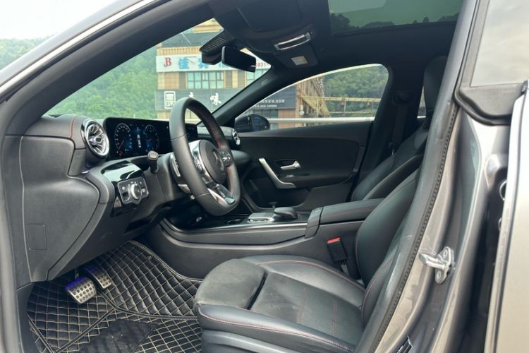 Used Mercedes-Benz CLA 2020 CLA 200 Interior 4