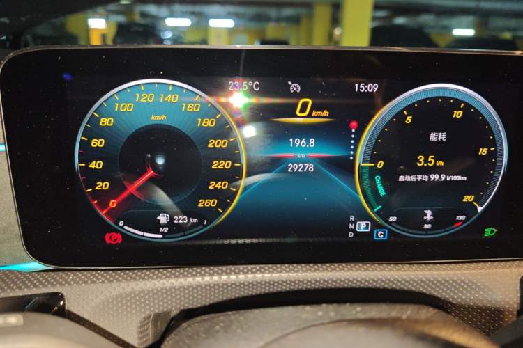 Used Mercedes-Benz CLA 2020 CLA 200 Odometer Close Up