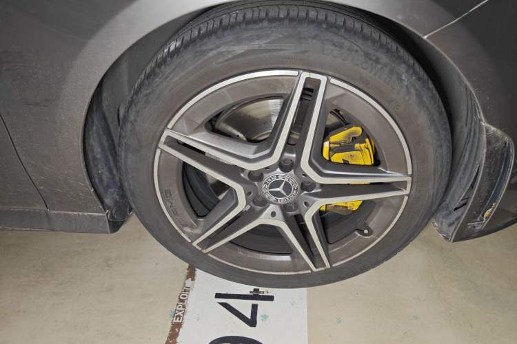 Used Mercedes-Benz CLA 2020 CLA 200 Right Front Wheel Hub