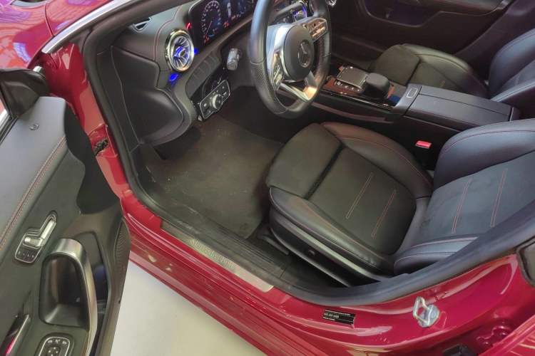 Used Mercedes-Benz CLA 2020 CLA 200 Shooting Brake Driver Seat