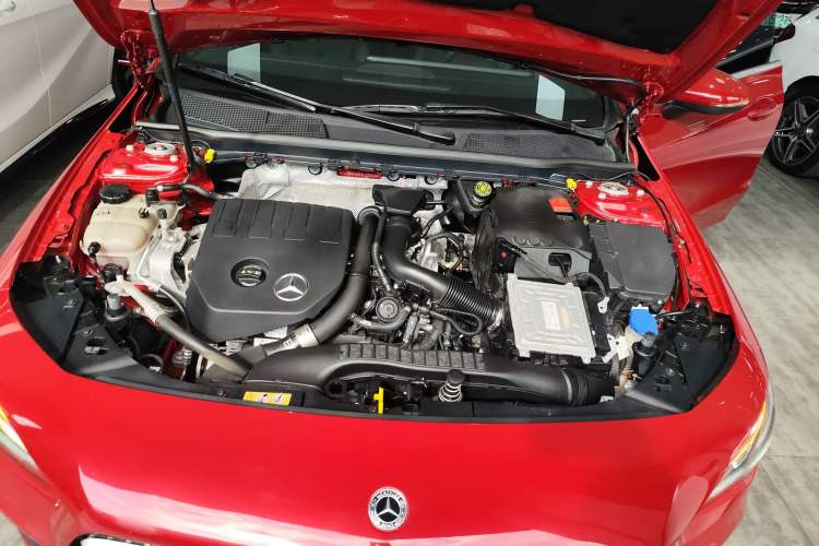 Used Mercedes-Benz CLA 2020 CLA 200 Shooting Brake Engine Bay