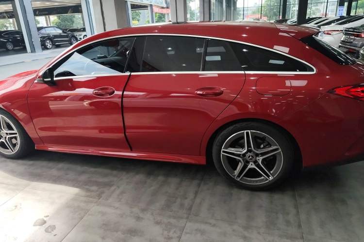 Used Mercedes-Benz CLA 2020 CLA 200 Shooting Brake Exterior 3