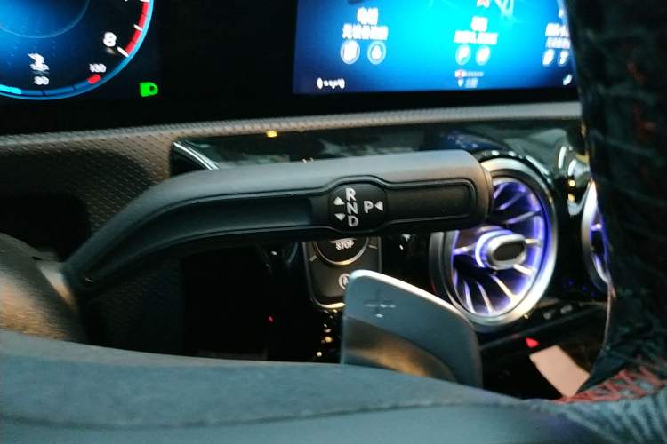 Used Mercedes-Benz CLA 2020 CLA 200 Shooting Brake Gear Lever