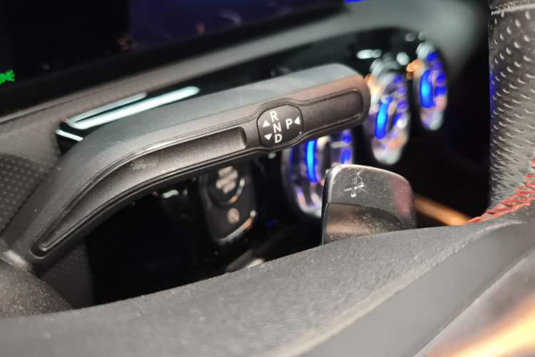Used Mercedes-Benz CLA 2020 CLA 200 Shooting Brake Gear Lever