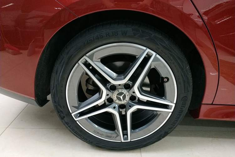 Used Mercedes-Benz CLA 2020 CLA 200 Shooting Brake Right Rear Wheel Hub
