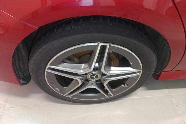 Used Mercedes-Benz CLA 2020 CLA 200 Right Rear Wheel Hub