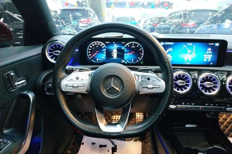 Used Mercedes-Benz CLA 2020 CLA 200 Shooting Brake Steering Wheel