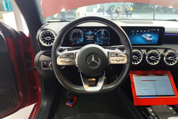 Used Mercedes-Benz CLA 2020 CLA 200 Shooting Brake Steering Wheel