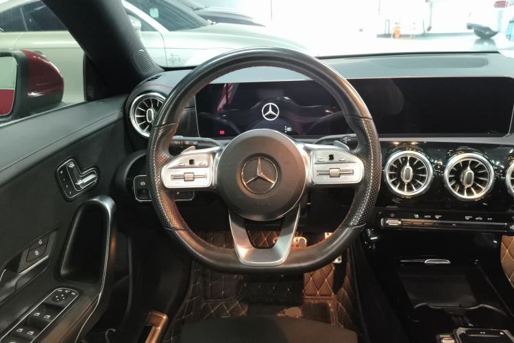 Used Mercedes-Benz CLA 2020 CLA 200 Shooting Brake Steering Wheel