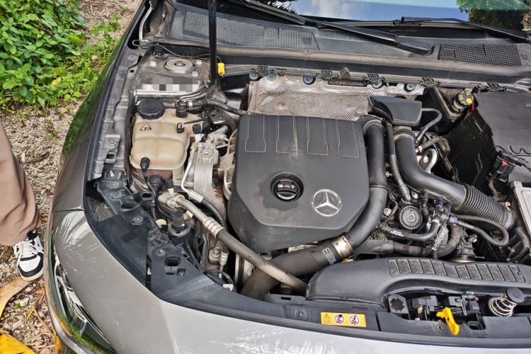 Used Mercedes-Benz CLA 2020 CLA 200 Engine Bay Right