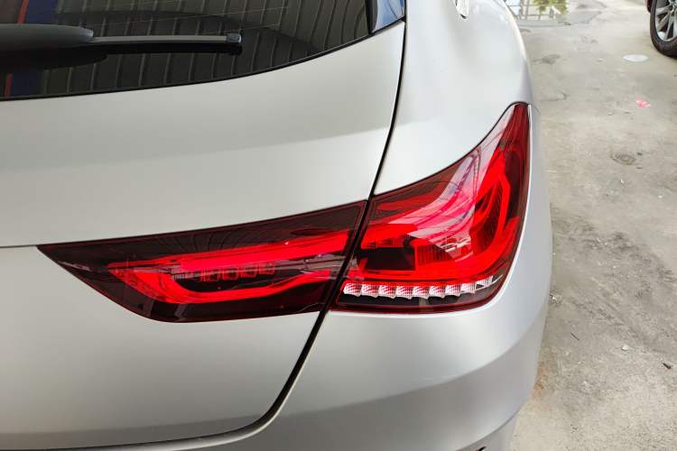 Used Mercedes-Benz CLA 2020 CLA 200 Shooting Brake Exterior 1