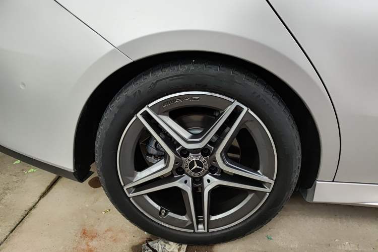 Used Mercedes-Benz CLA 2020 CLA 200 Shooting Brake Exterior 3