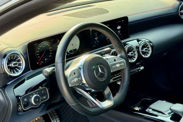 Used Mercedes-Benz CLA 2020 CLA 200 Interior 2
