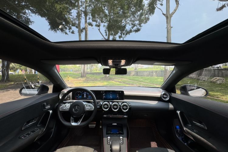 Used Mercedes-Benz CLA 2020 CLA 200 Shooting Brake Interior 5